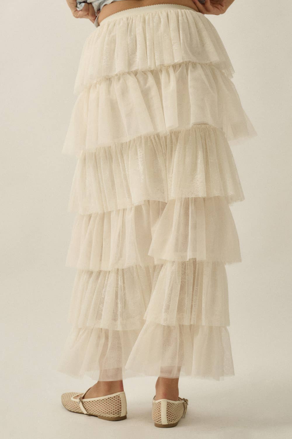 Jupe longue en dentelle florale et tulle