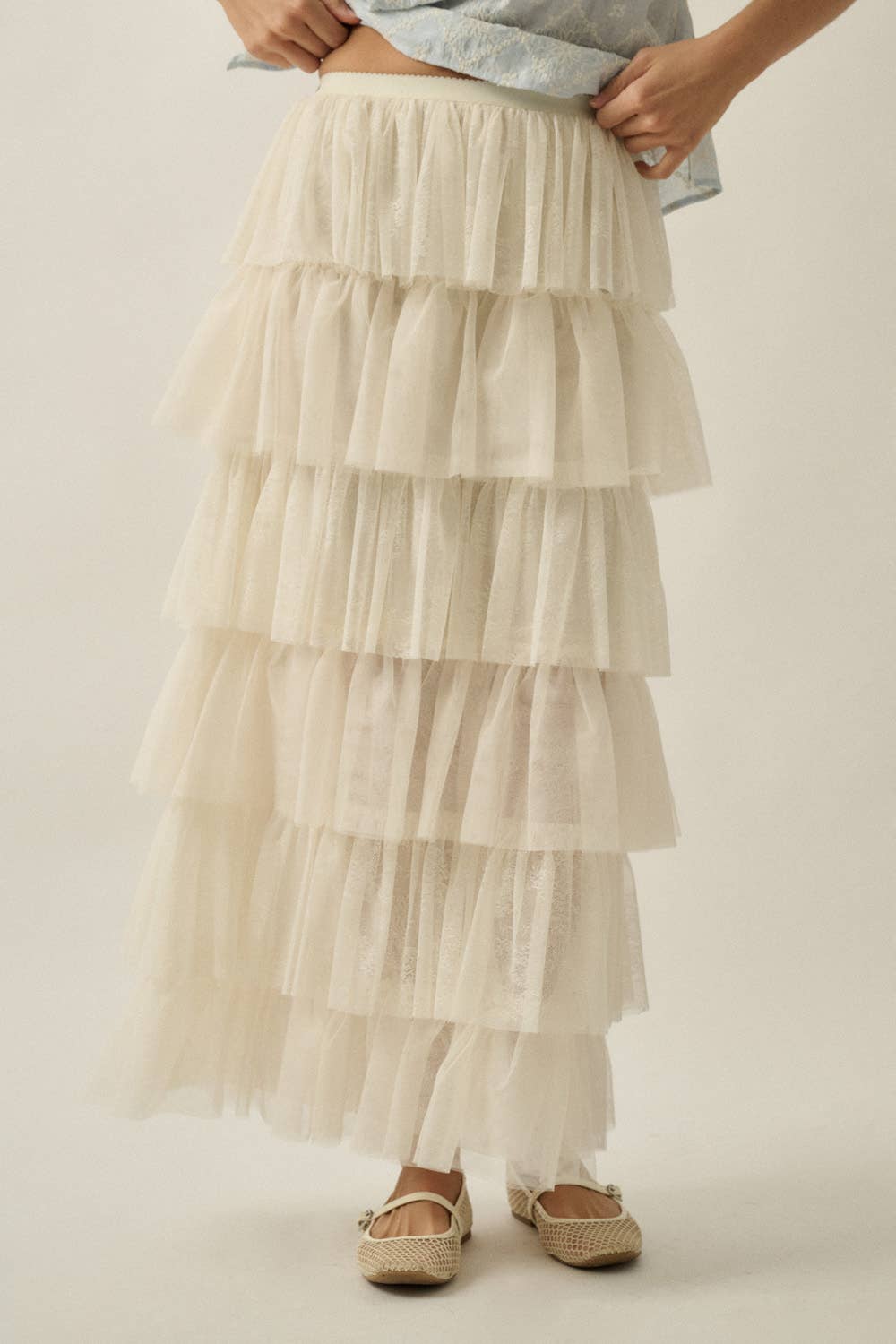 Jupe longue en dentelle florale et tulle