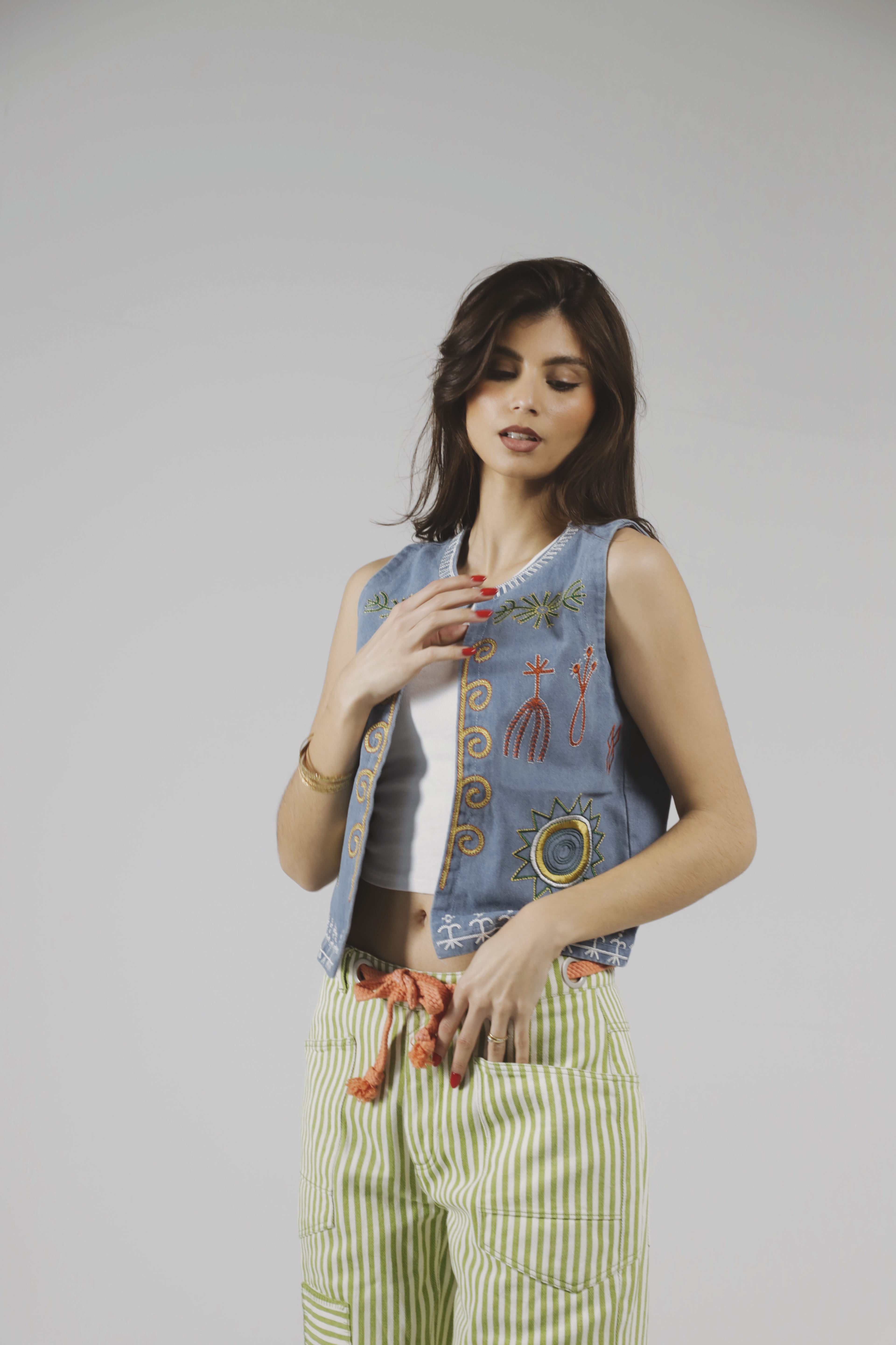 Veste en jean brodée