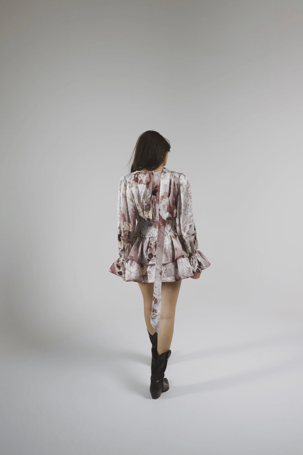 Robe Mini à Volants Fleuri